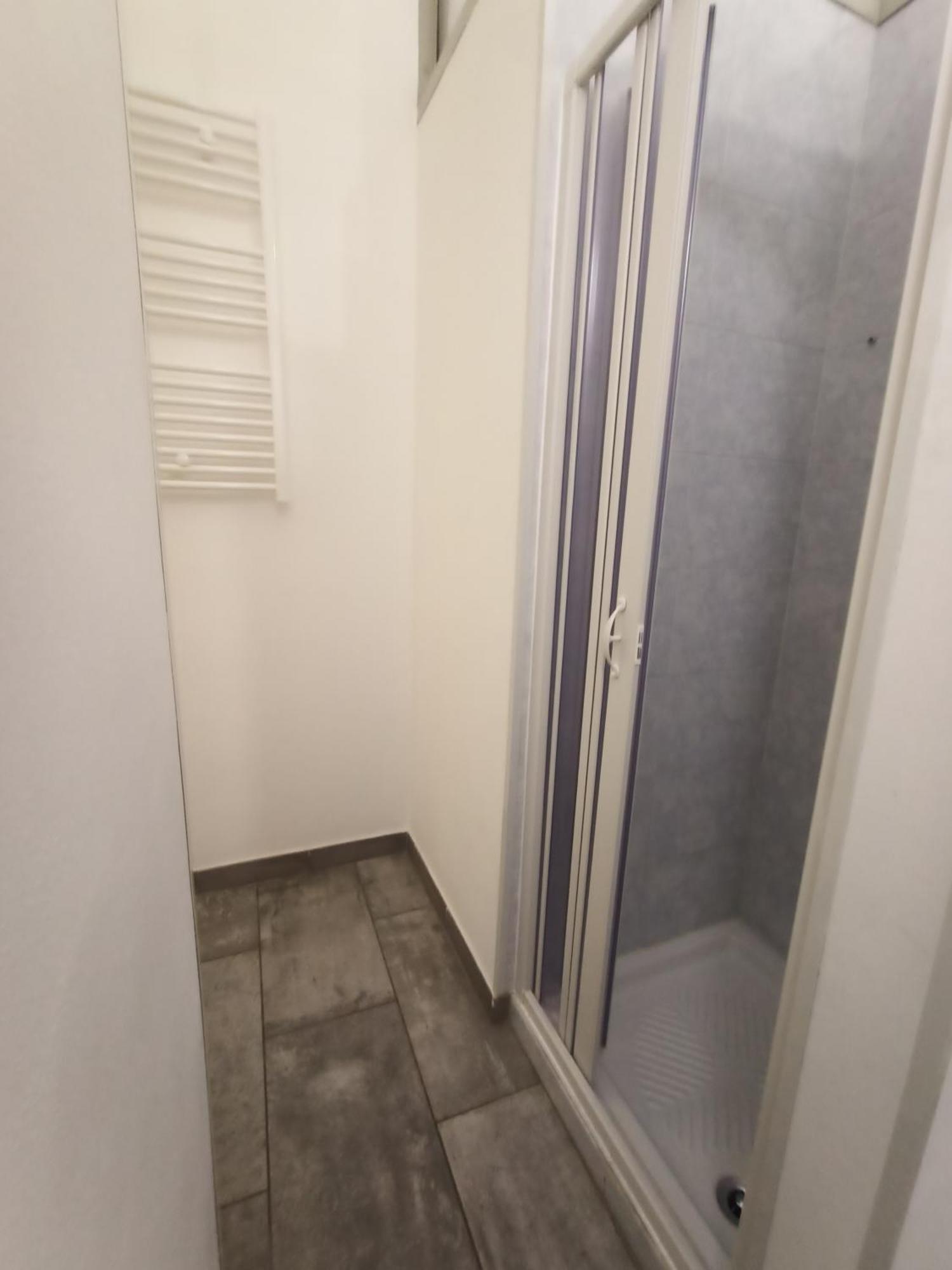 Airport Boulevard Guesthouse Грасобио Екстериор снимка